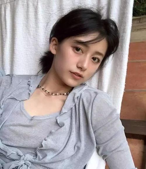 谭渤霖的女朋友照片,美丽动人，气质非凡